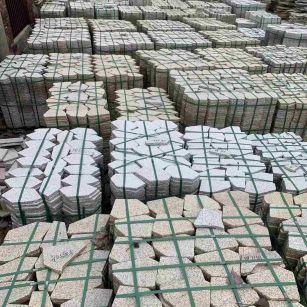 廊坊 黄金麻白麻花岗岩荔枝面地铺石(冰裂纹)