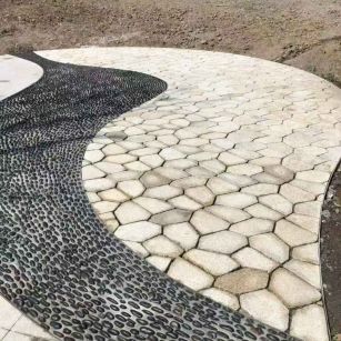 廊坊 黄金麻冰裂纹地铺石工地铺装案例