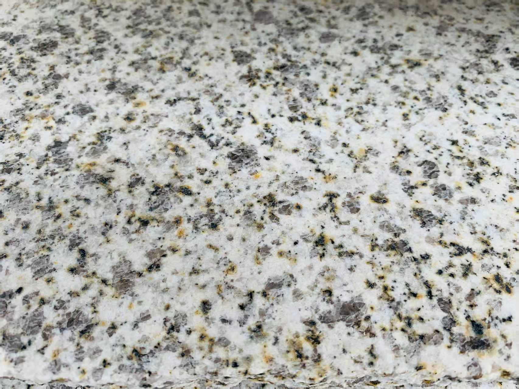 廊坊 黄金麻花岗岩石材浅黄光面