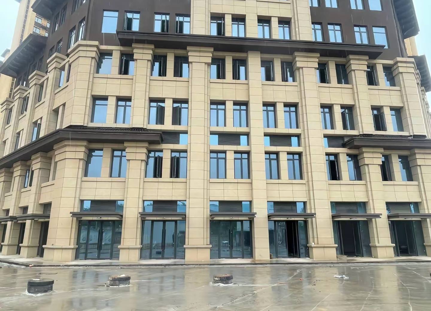 廊坊 黄金麻花岗岩荔枝面小区外墙干挂