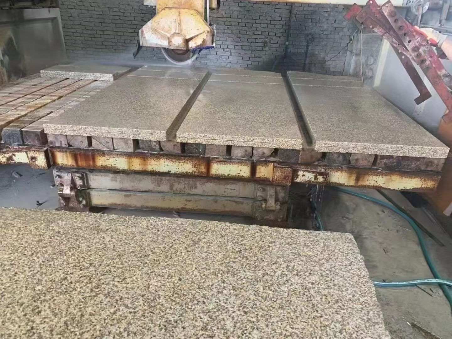 廊坊 黄金麻荔枝面成品板加工