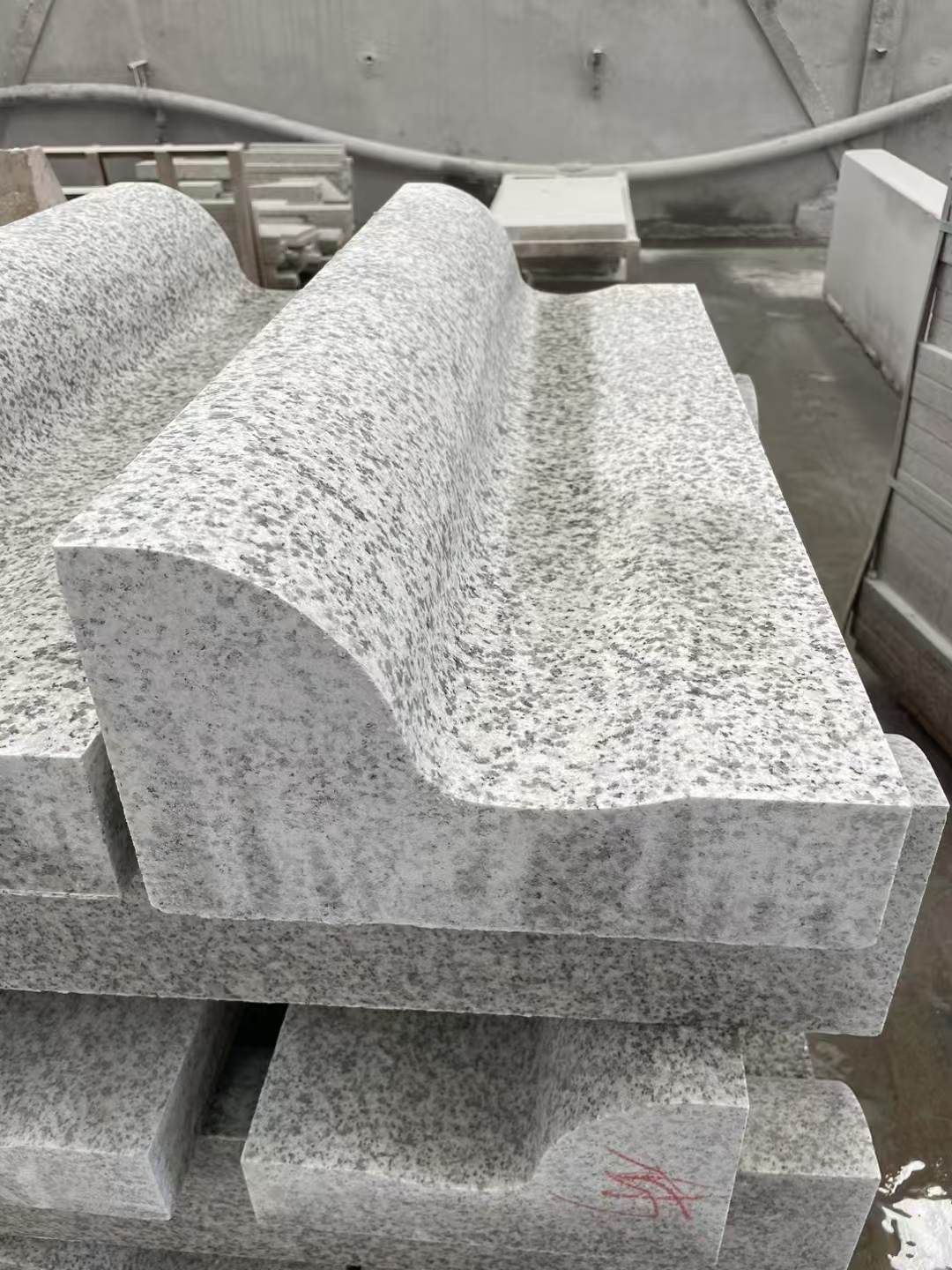 廊坊 白麻花岗岩S型路沿石，路侧石，马路牙子等