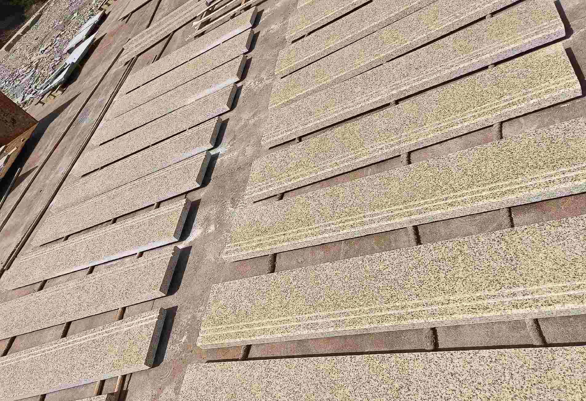 廊坊 黄金麻花岗岩光面楼梯踏步