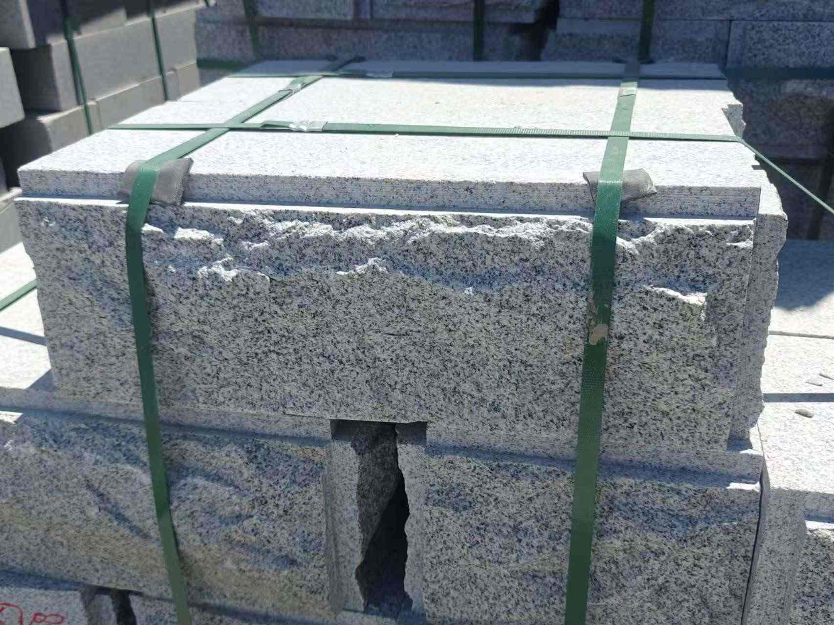 廊坊 芝麻白花岗岩自然面成品