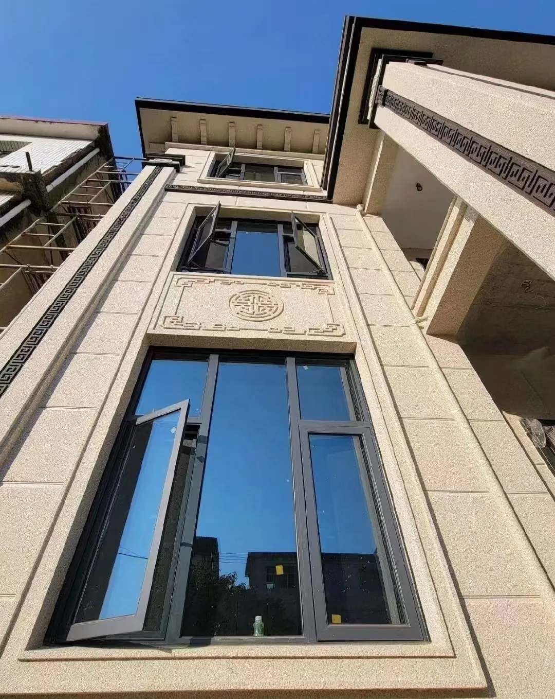 廊坊 黄金麻荔枝面别墅外墙干挂效果展示