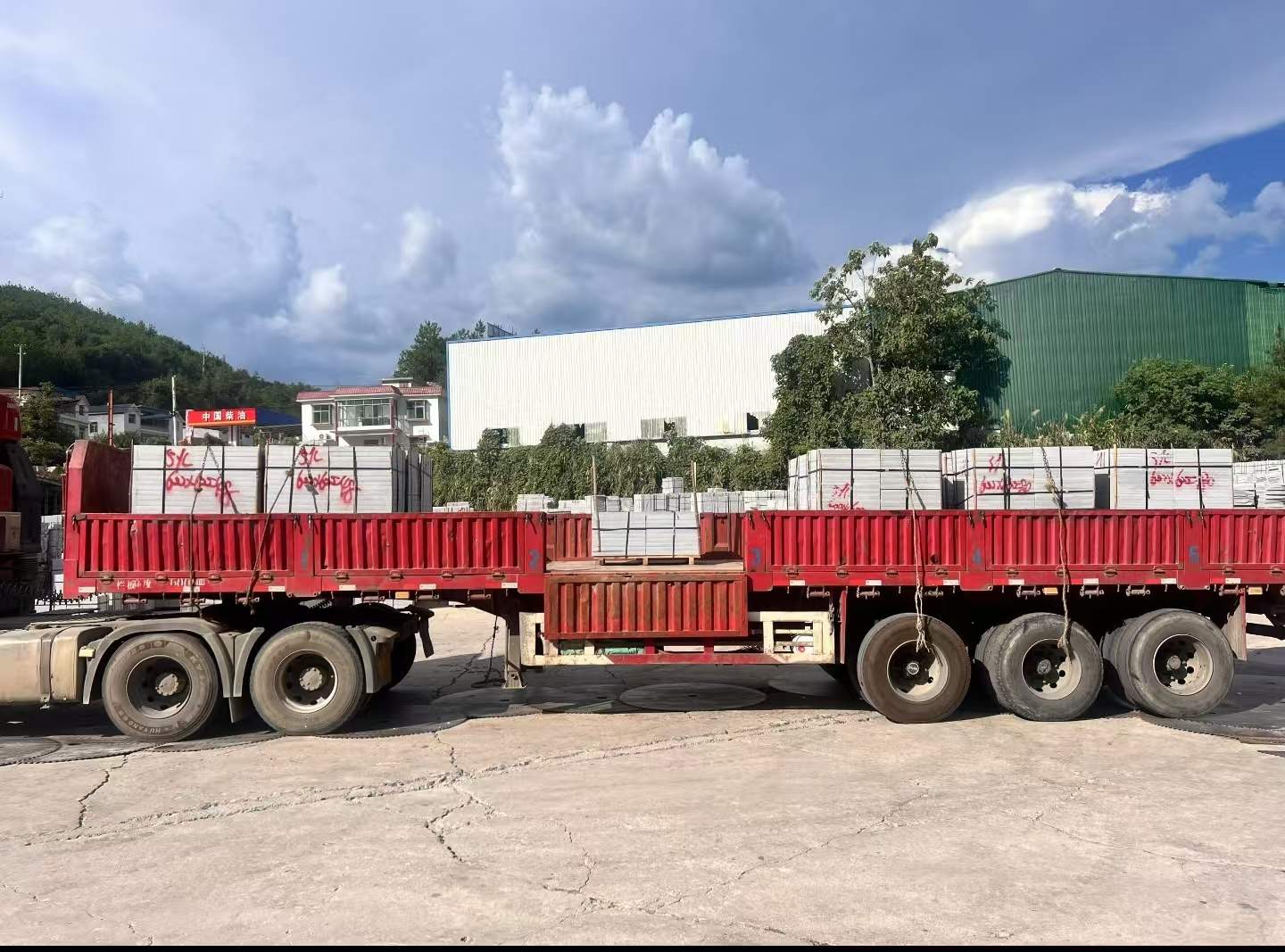 廊坊 芝麻灰花岗岩地铺石出货日常