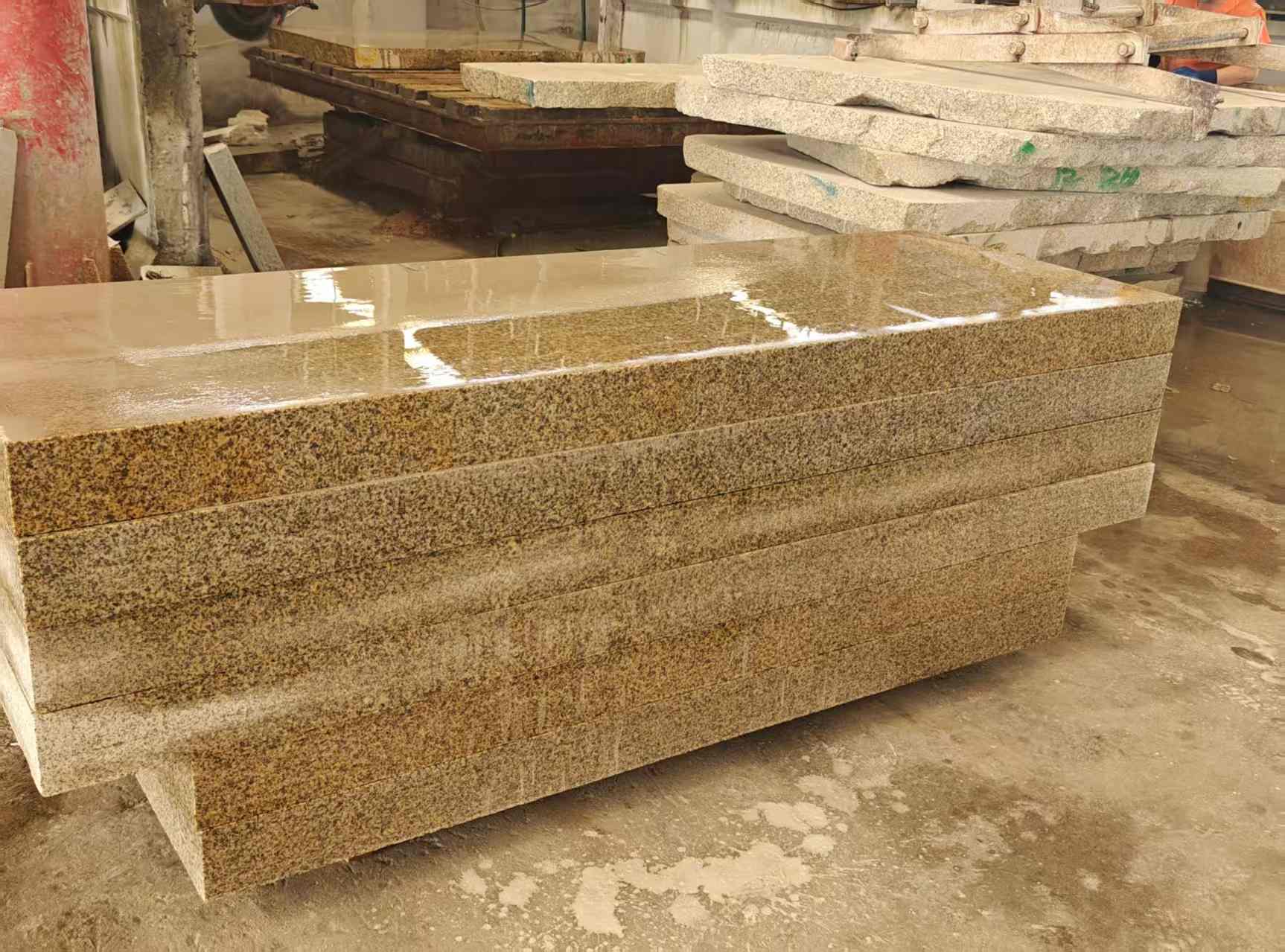 廊坊 黄金麻栏杆料半成品加工中